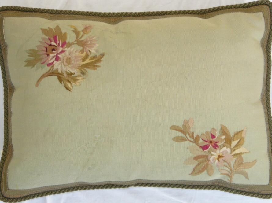 1141P     19TH  CENTURY  FRENCH  AUBUSSON  TAPESTRY PILLOW  25 X 17