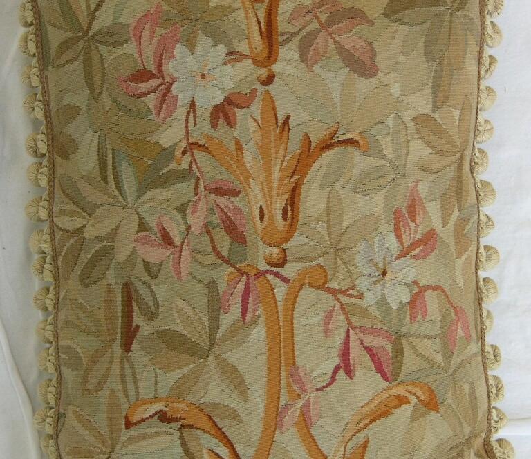 1257P     A  19TH CENTURY  FRENCH  AUBUSSON  TAPESTRY  PILLOW 22 X 17