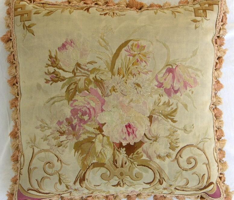 238P     A  18TH  CENTURY  FRENCH  AUBUSSON  TAPESTRY  PILLOW 18 X 18