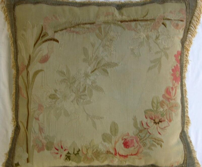 790P     A  19TH  CENTURY  FRENCH  AUBUSSON  TAPESTRY  PILLOW  24 X 21